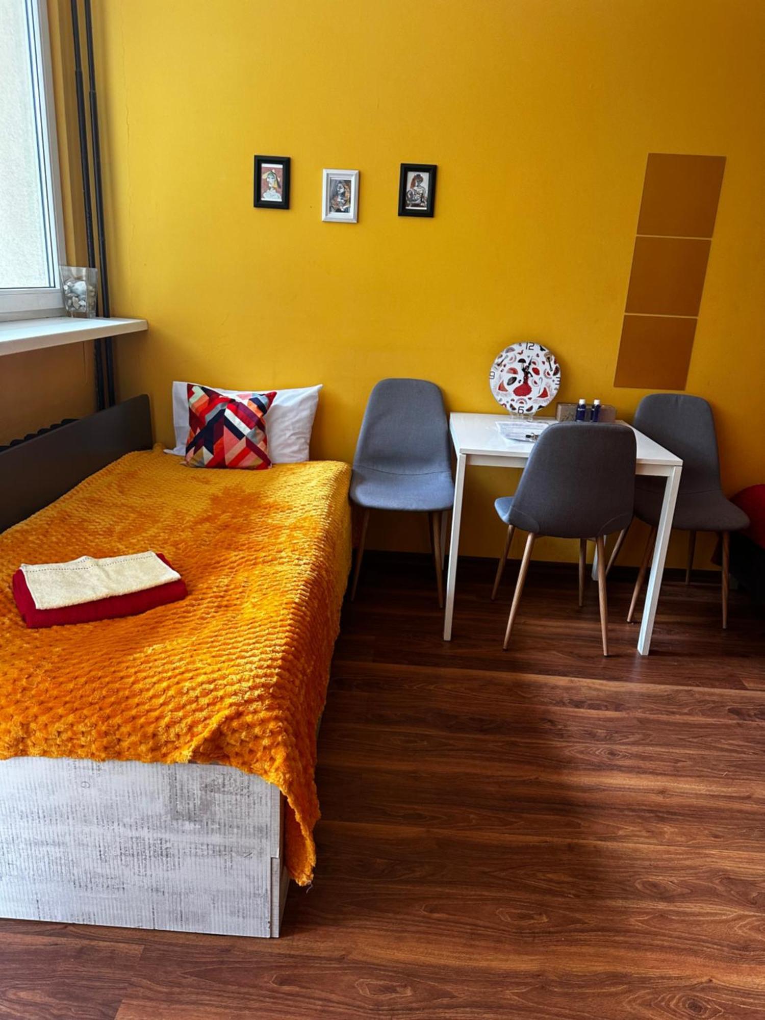 Travel House Wroclaw Otel Dış mekan fotoğraf